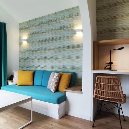 منتجع Canary Garden Club 3*
